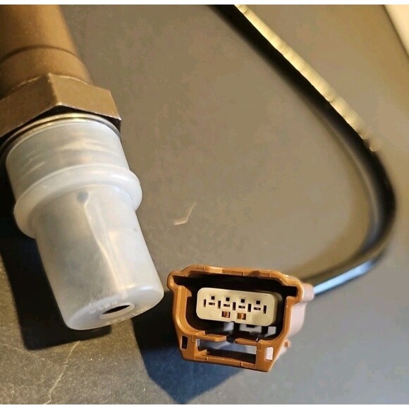 1PC Upstream Air Fuel Ratio Oxygen 02 Sensor For 2011-2013 INFINITI G37 M37 - Picture 2 of 9